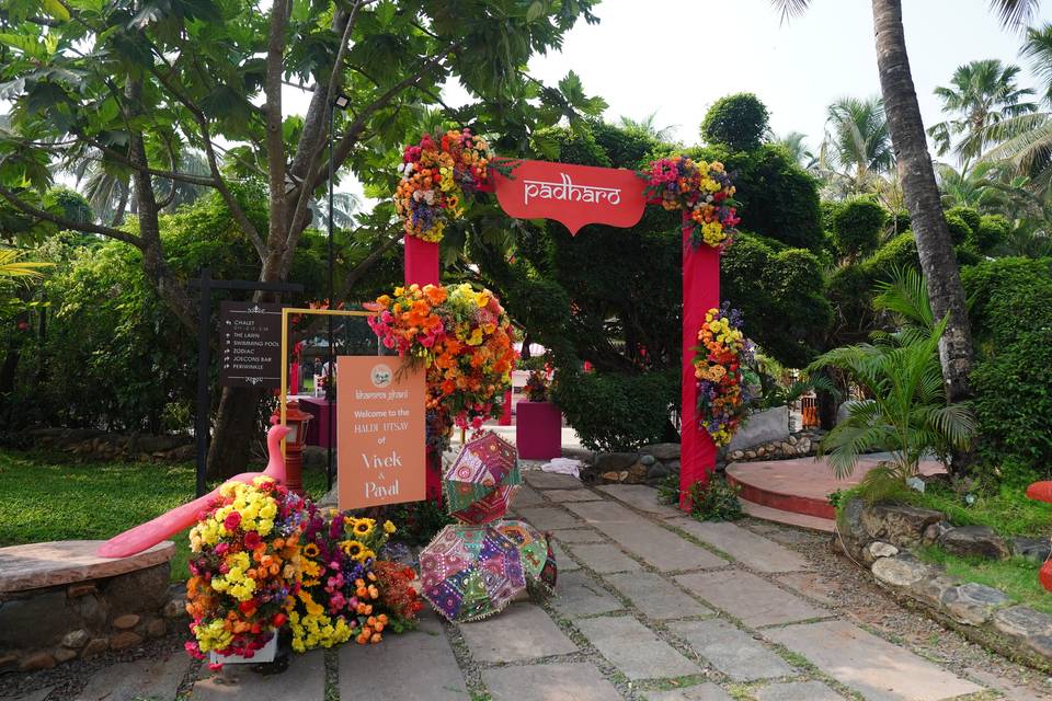 Entrance Arch