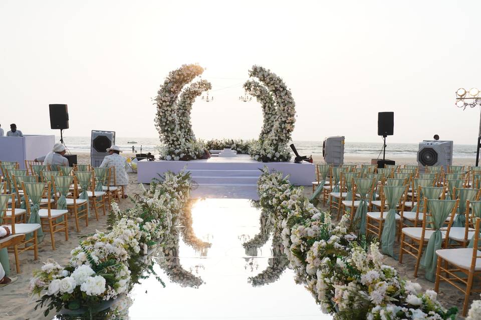 Acrylic Aisle