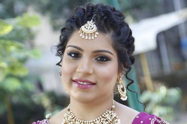 Bridal makeup