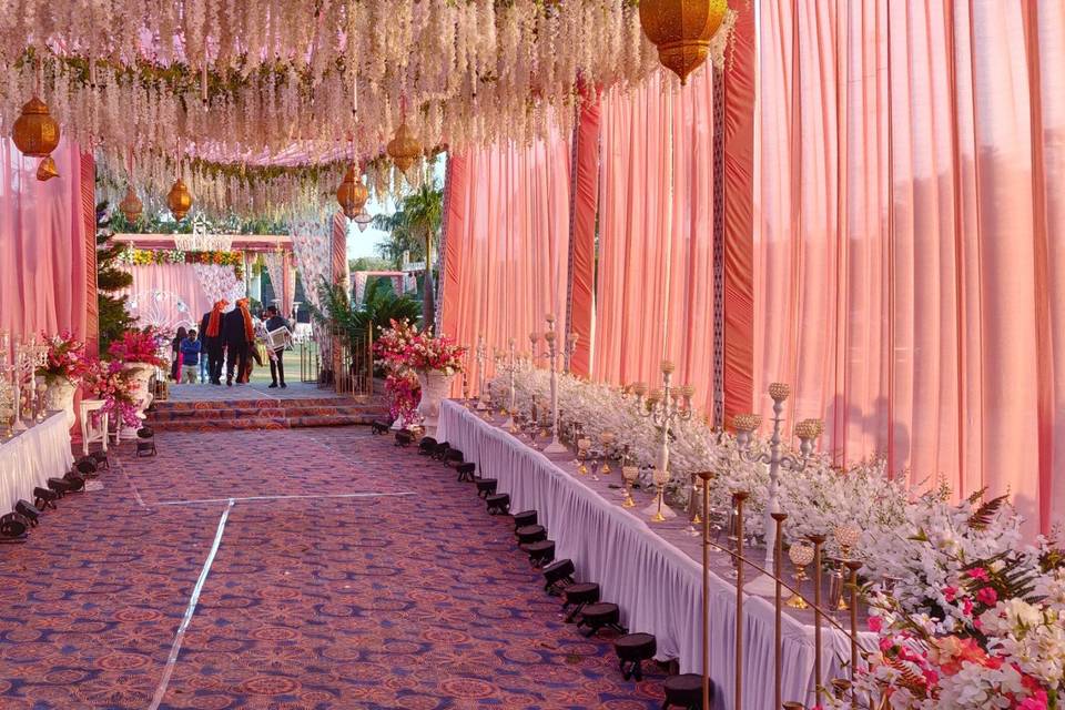 Entrance decor