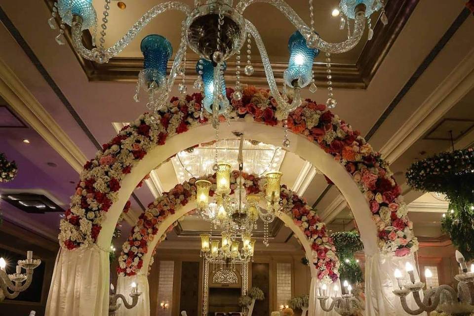 Enterence floral arch