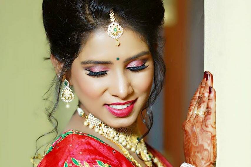 Bridal makeup