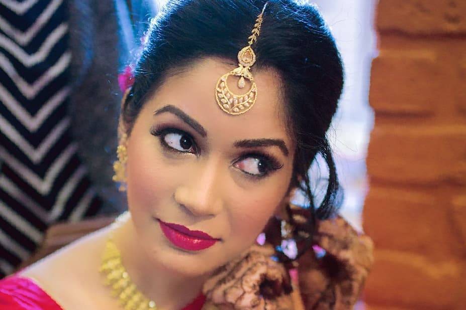 Bridal makeup