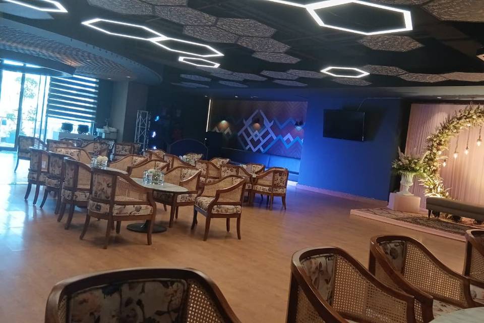 Bar & Restaurant