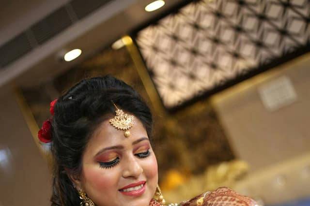 Bridal makeup