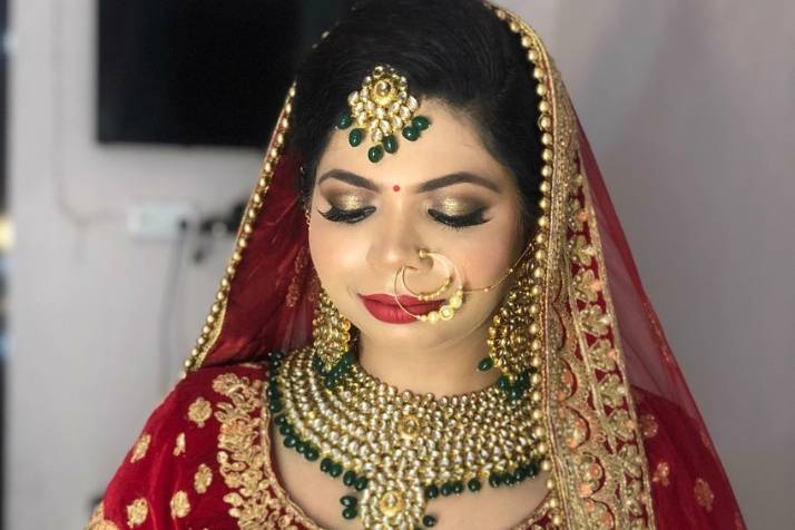 Makeup Artist Namrata Vinayak