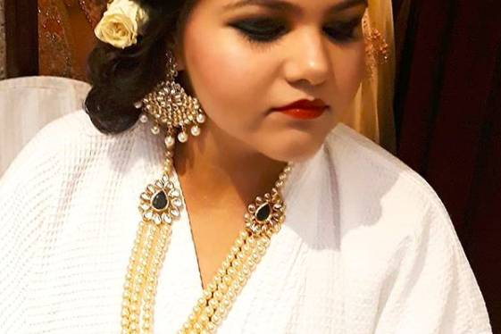 Bridal makeup