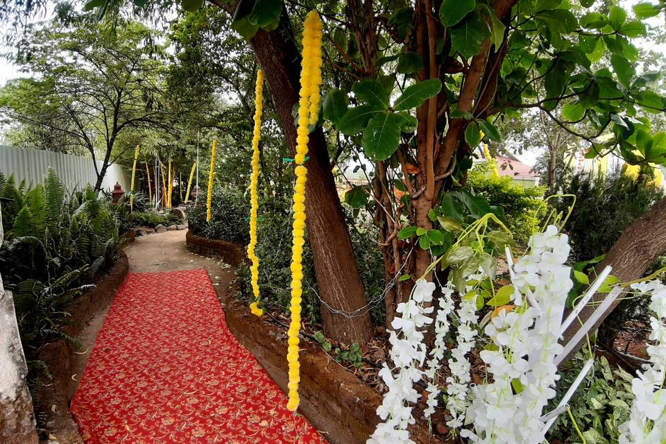 Vidhi mandap pink