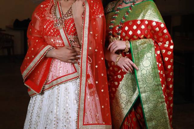 Best Bridal Lehengas in Commercial Street Bangalore | Wedding Collections |  Kohinoor |Khushbu Shetty - YouTube