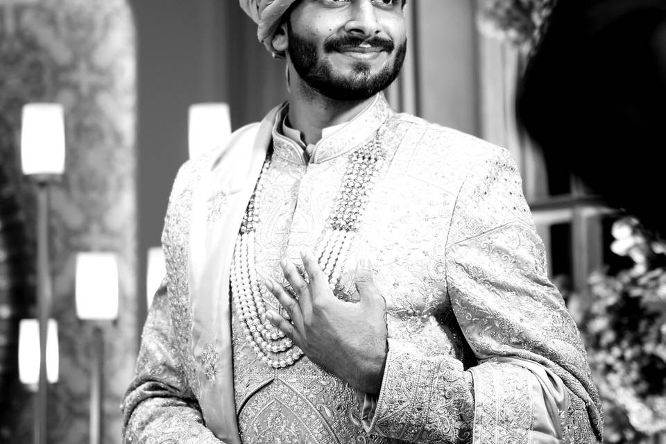 HIMANI WEDDING PHOTOGRAPH