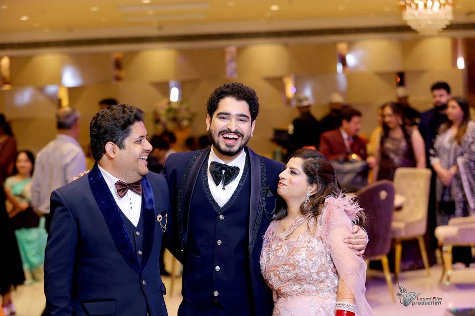 Manas Arora Wedding Photo