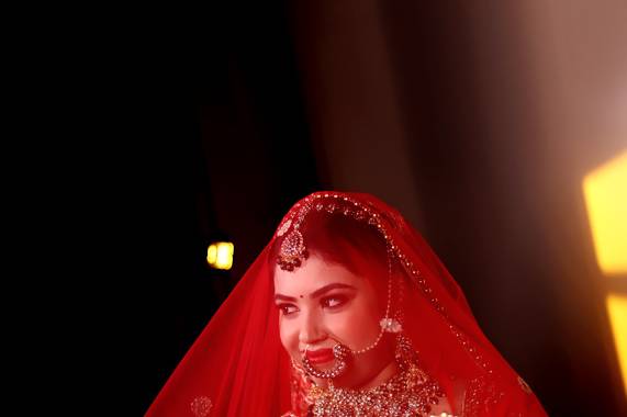 HIMANI WEDDING PHOTOGRAPH