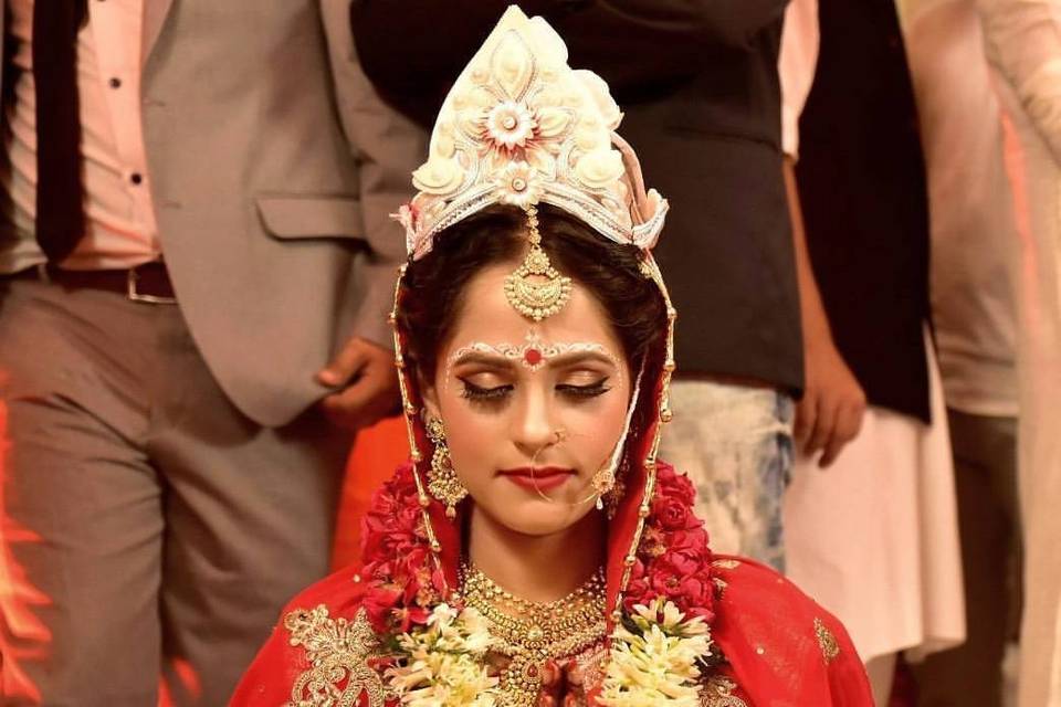 Bridal makeup