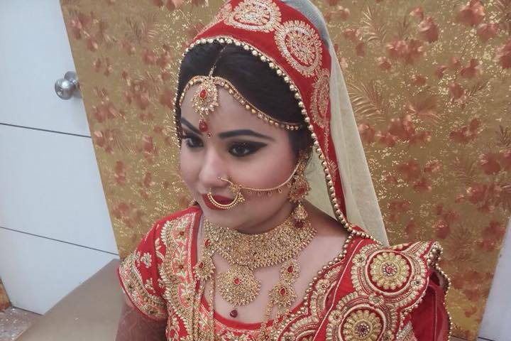 Bridal makeup