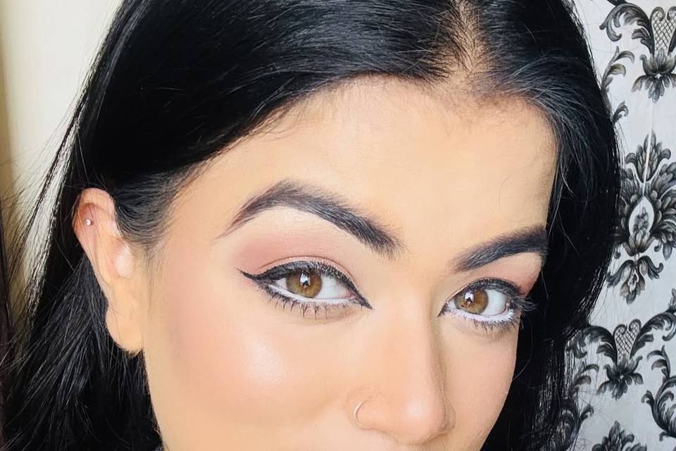 Party makeup