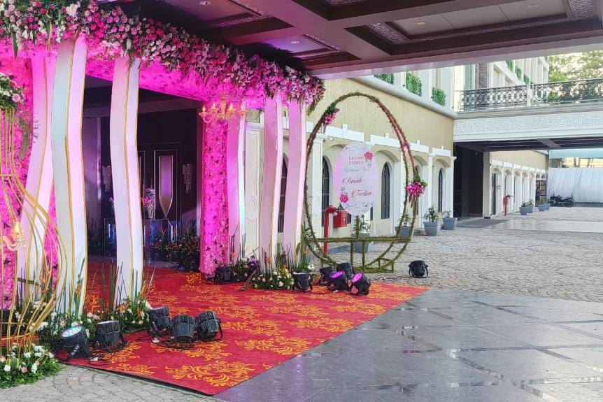 Entrance decor