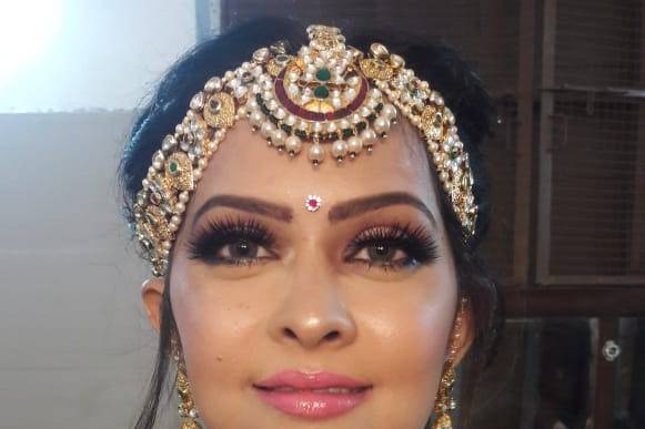 Bridal jewellery