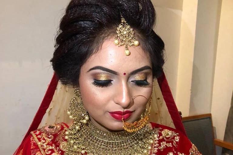 Bridal makeup