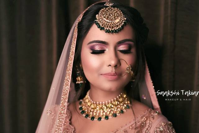 Makeup by Saakshi Takiar