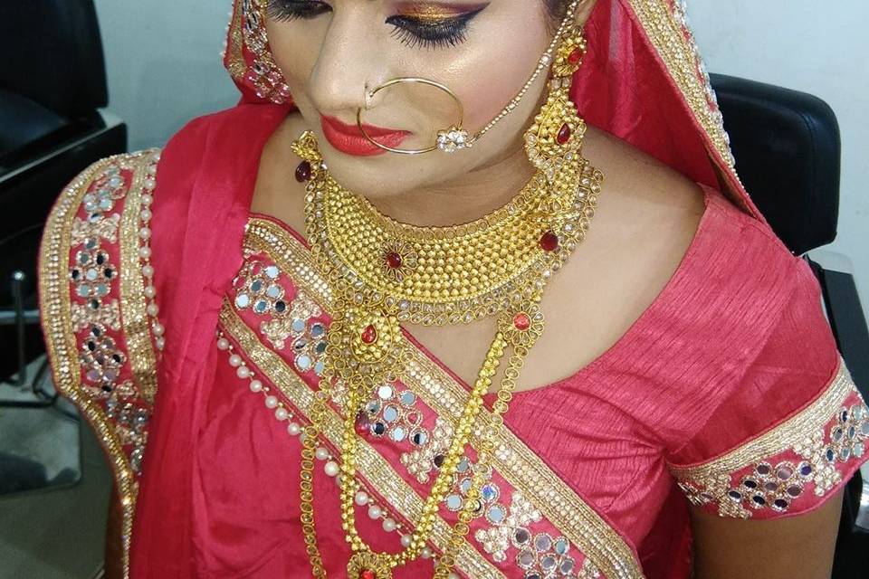 Sapna Makeover's