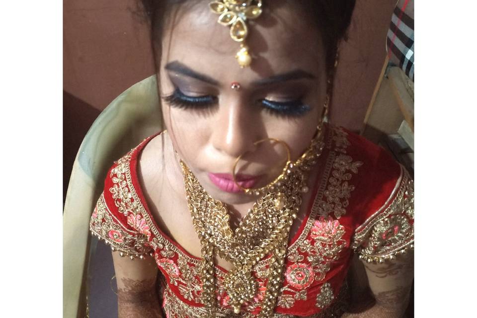 Makeup by Pratigya