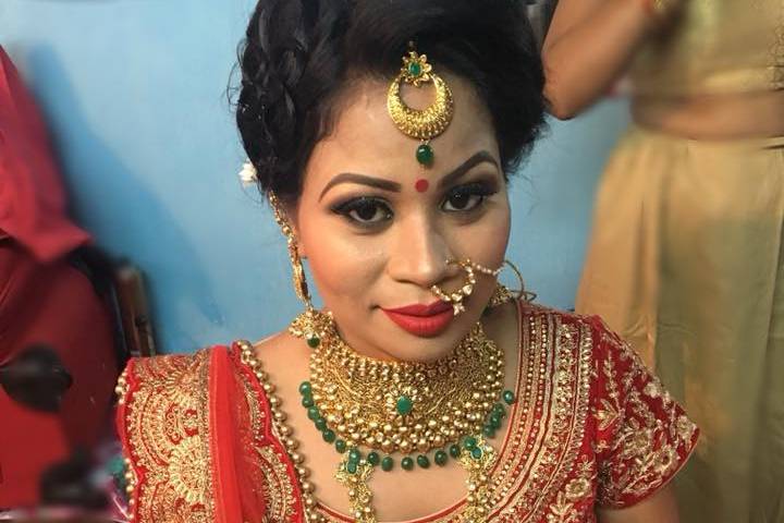 Bridal makeup