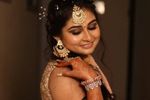 Bridal makeup