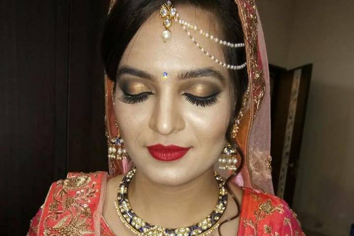 Bridal makeup