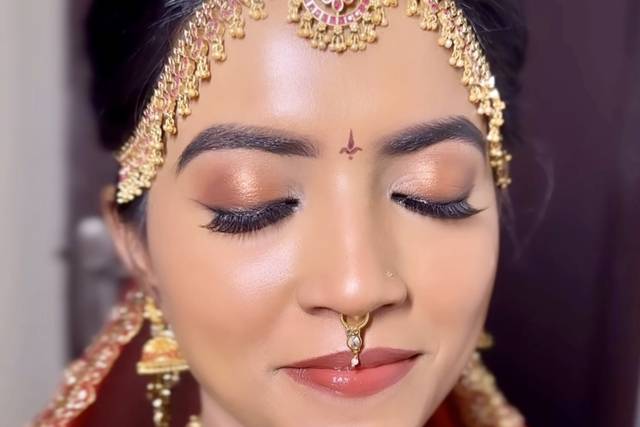 Bridal makeup