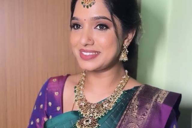 Party makeup