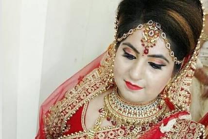 Bridal makeup