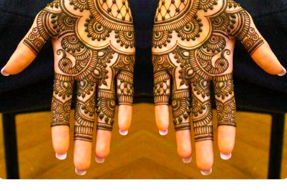 Mehndi creation