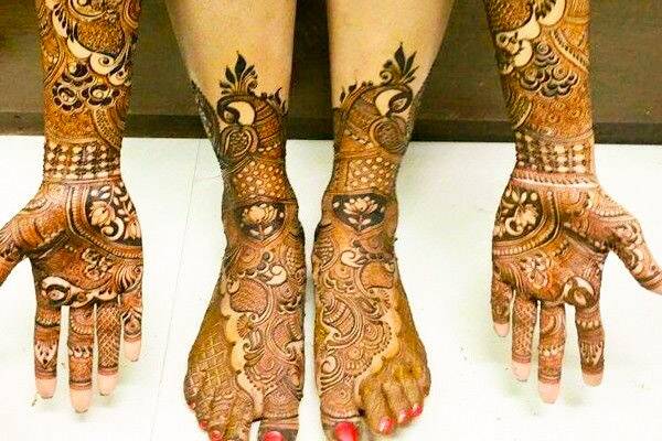 Mehandi Creation by Manu Bishnoi