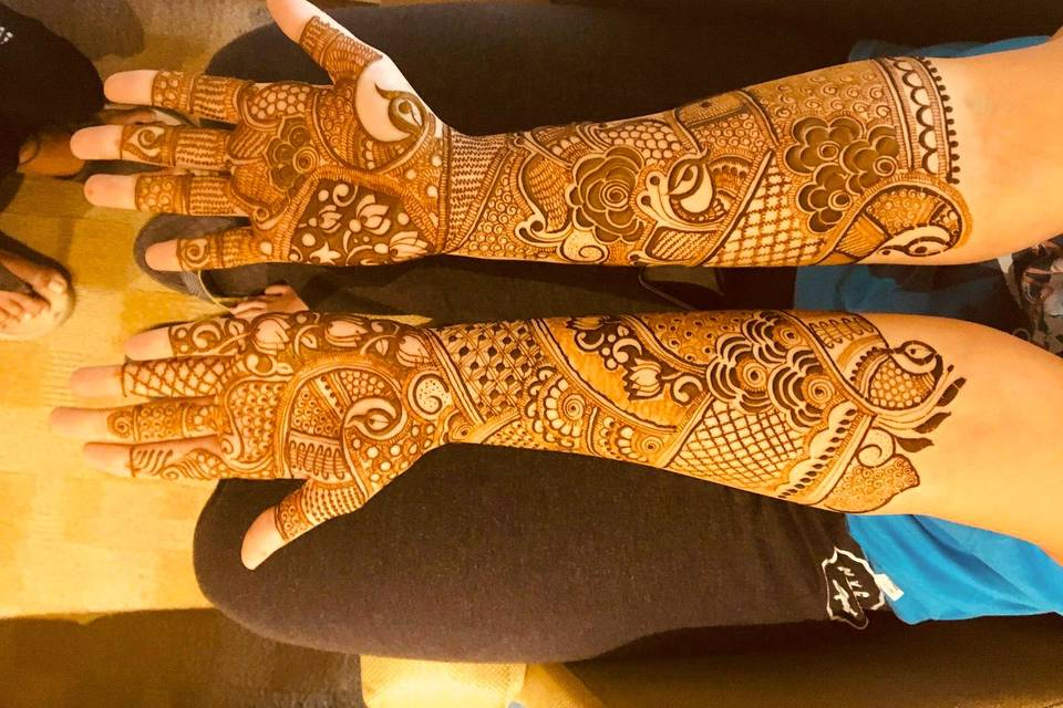 Mehandi Creation by Manu Bishnoi