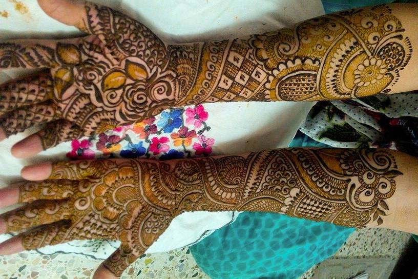 Mehandi Creation by Manu Bishnoi