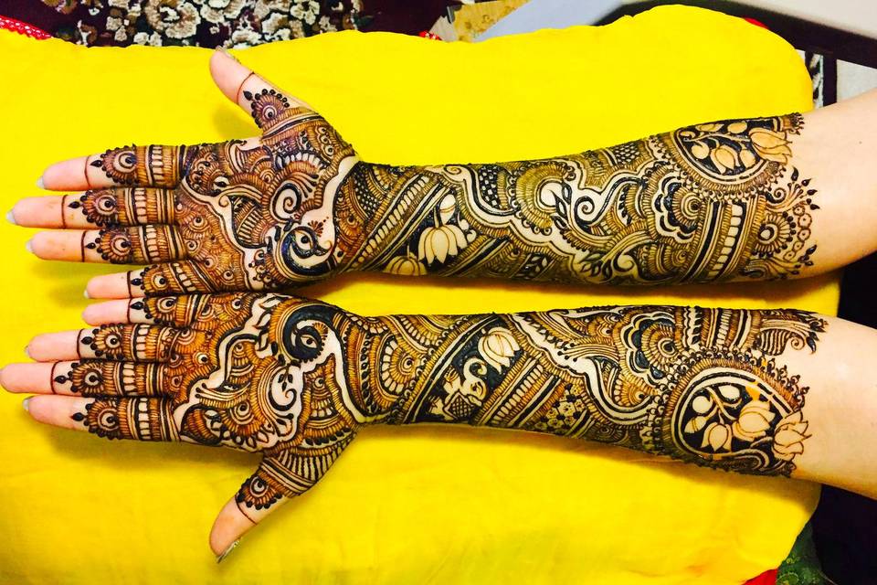 Mehndi creation