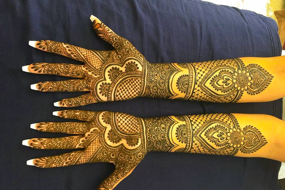 Mehandi Creation by Manu Bishnoi