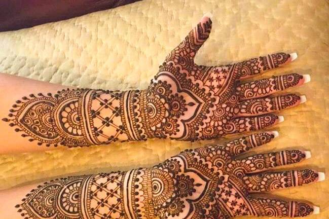 Mehndi creation