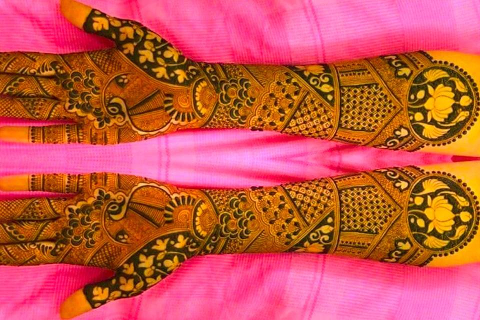 Mehndi creation