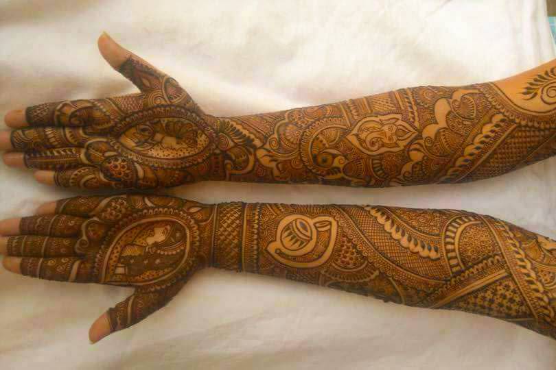 Full hand frot mehndi creation