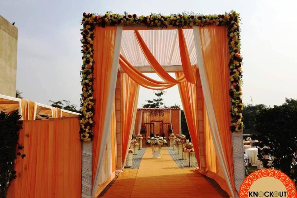 Entrance decor