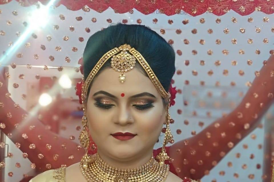 Bridal makeup