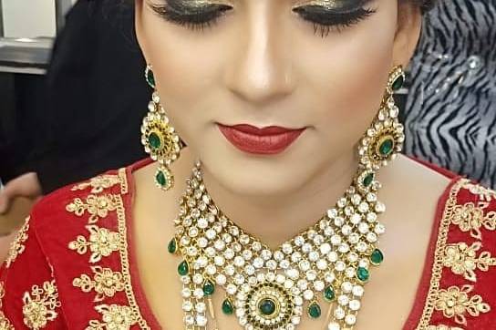 Bridal makeup