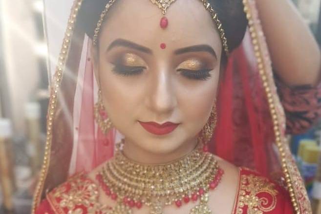 Bridal makeup