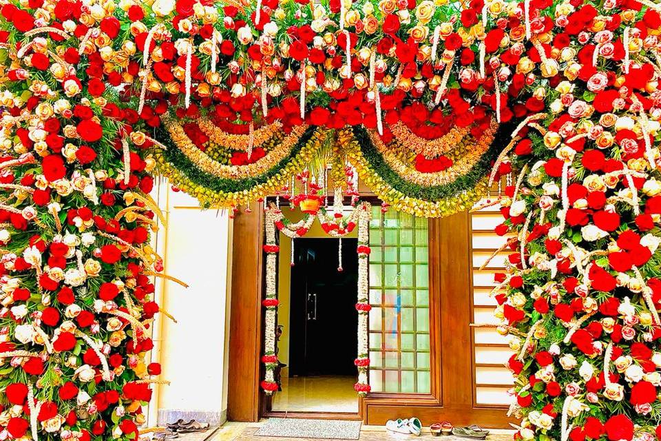 Entrance decor