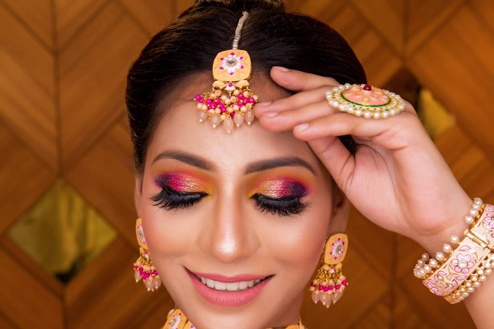 Reetika Makeup Artist, Vastrapur