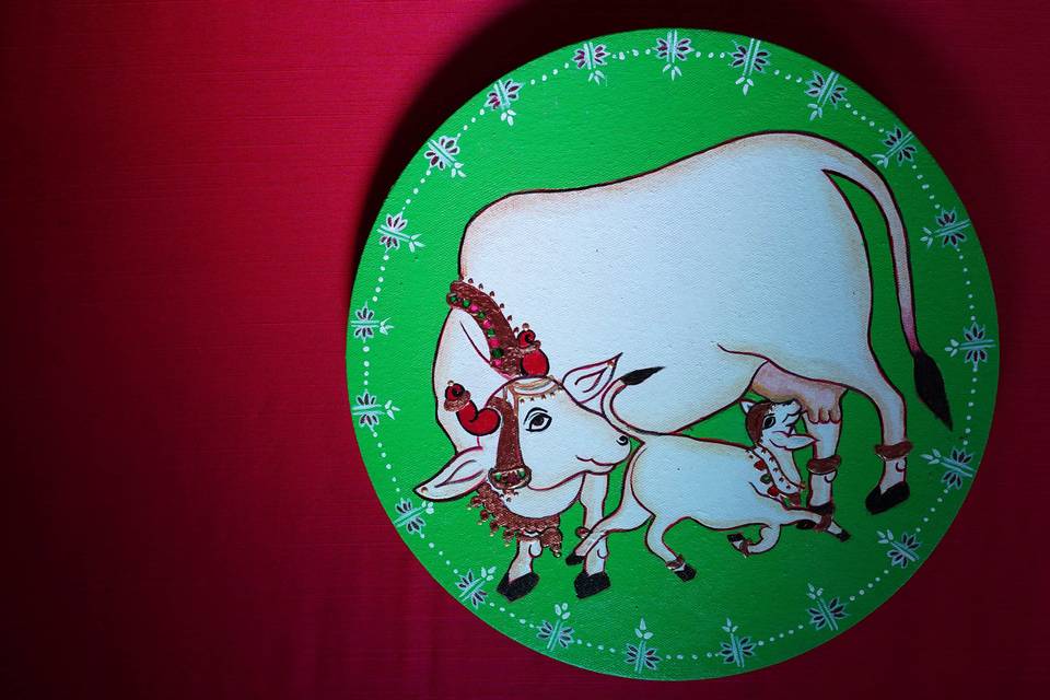 Hand painted pichwai plate