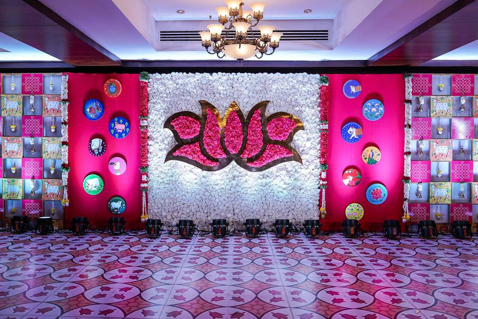 Entrance decor