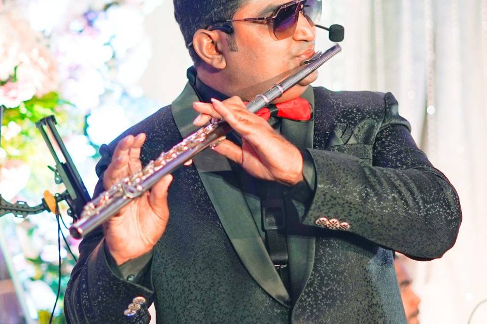 Naim Shah, Saxophonist