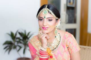 Dhaani Makeovers